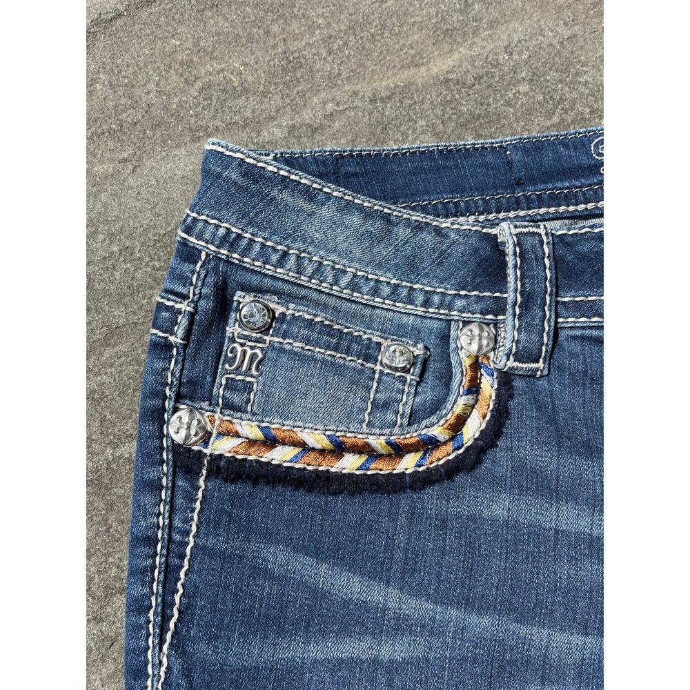 💎 Y2K Miss Me Embellished Winged Bermuda Shorts Size 30 💎 - Picture 4 of 8